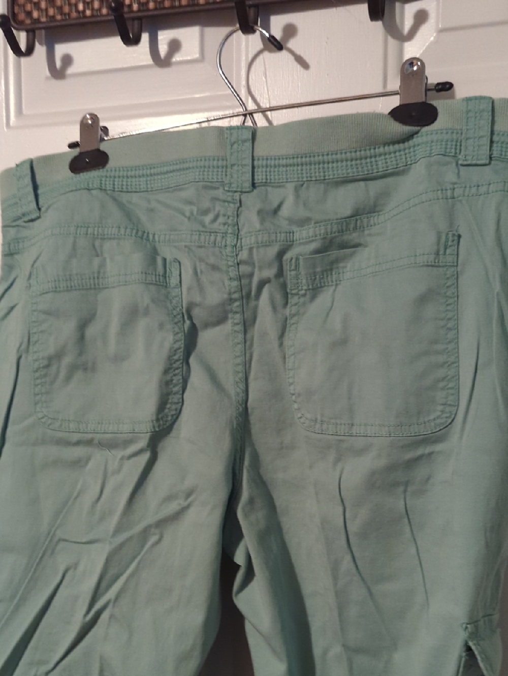 Style & Co. Mint Green Cargo Pants Capris For Women Size 14 Stretch Waist - Picture 6 of 10
